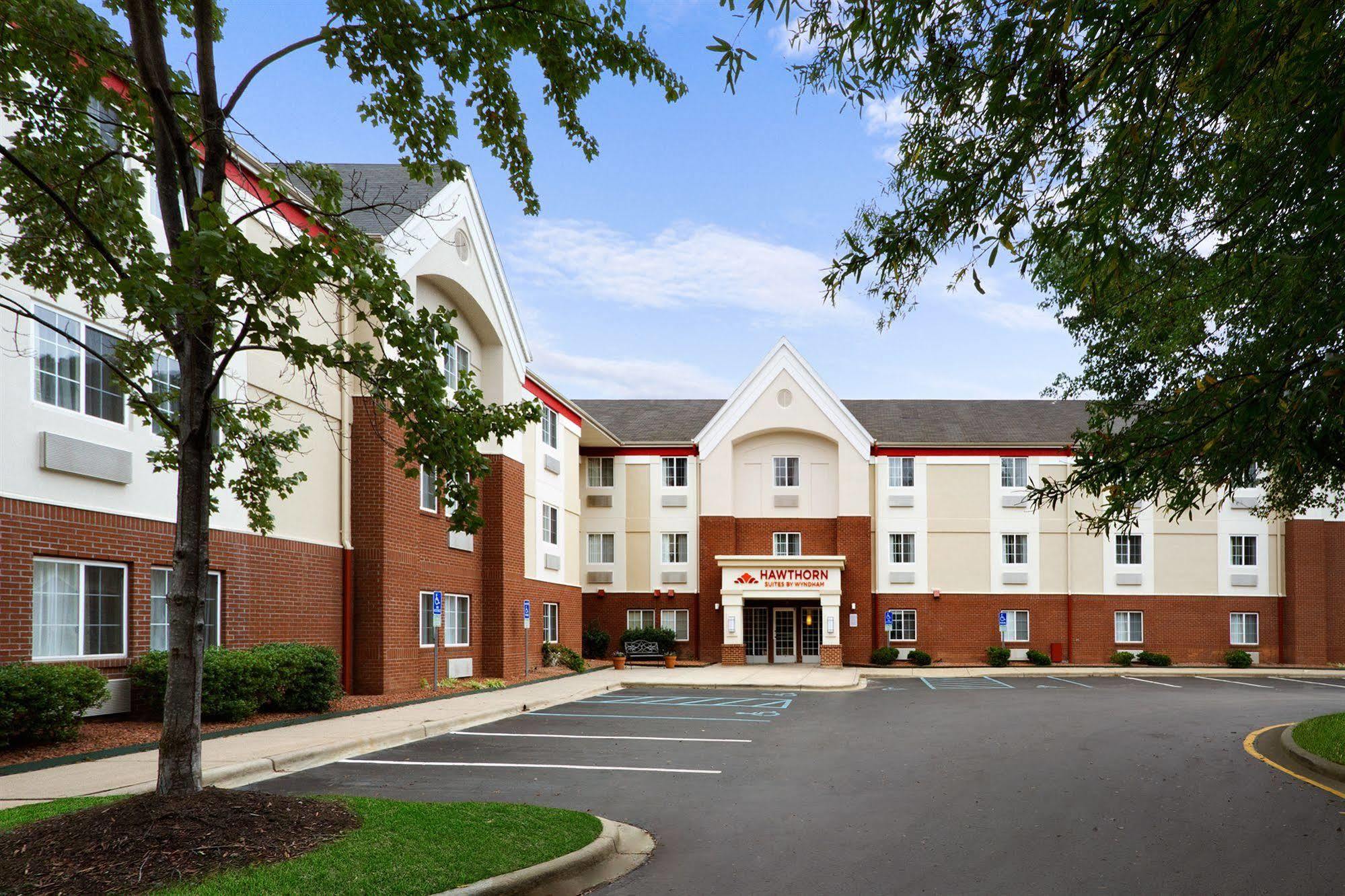 Mainstay Suites Detroit Farmington Hills Exterior photo